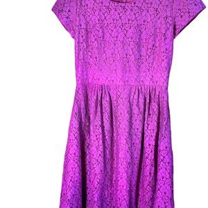 Diviine Modes Tee Size Medium Kaitlyn Fuchsia Floral Lace Dress